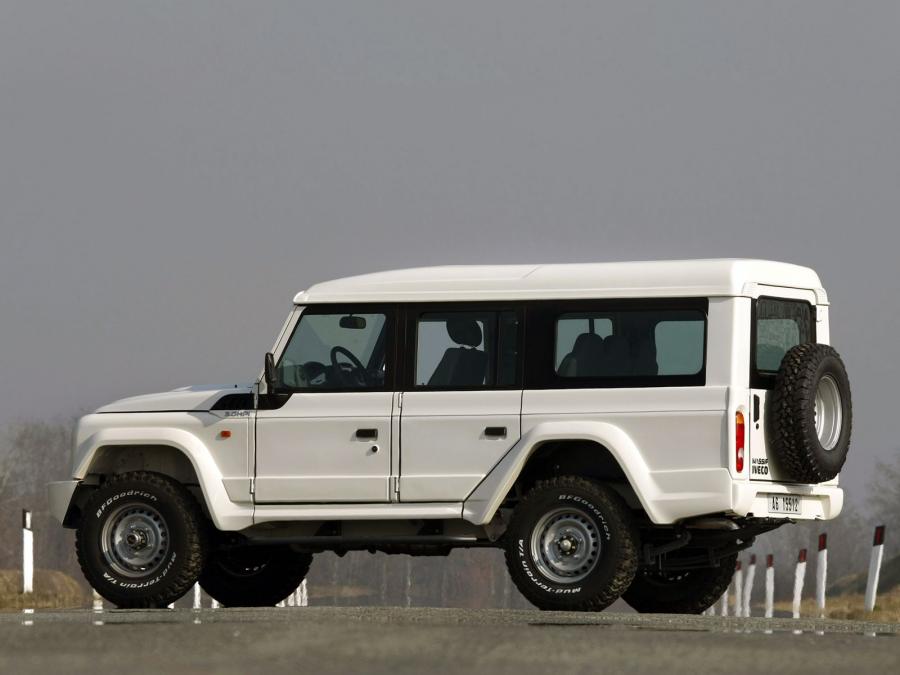  Iveco Massif 5-Door 2007 года  (фото 2 из 18)